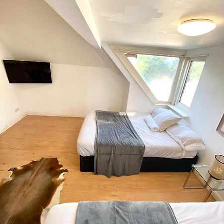 Penthouse Studio With 2 Double Beds & Smart Tv. Great London Location Apartment Exterior photo